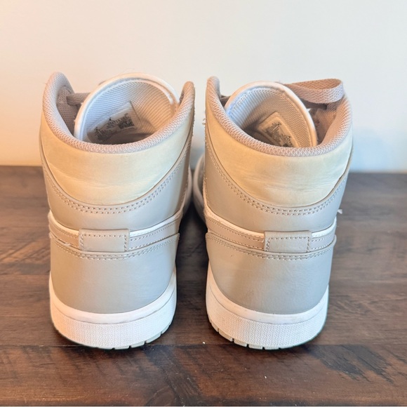 Air Jordan Mid 1 “College Grey”. Size 8. - Picture 7 of 11